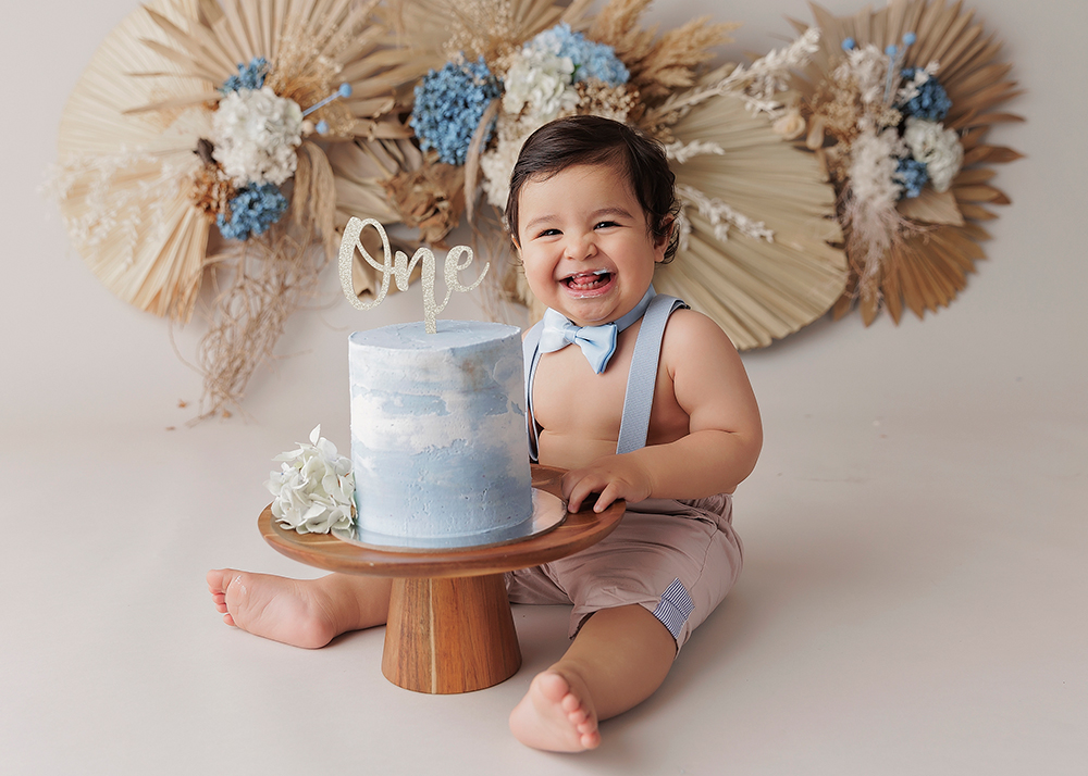 McGill-Photography-Packages-Cake-Smash